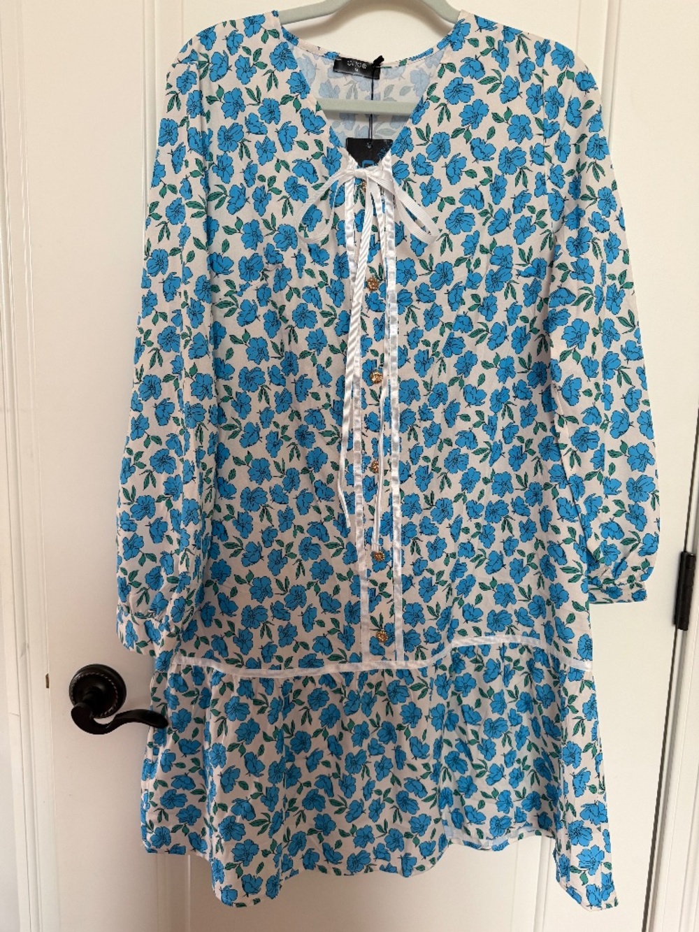 NWT Women’s floral dress size medium